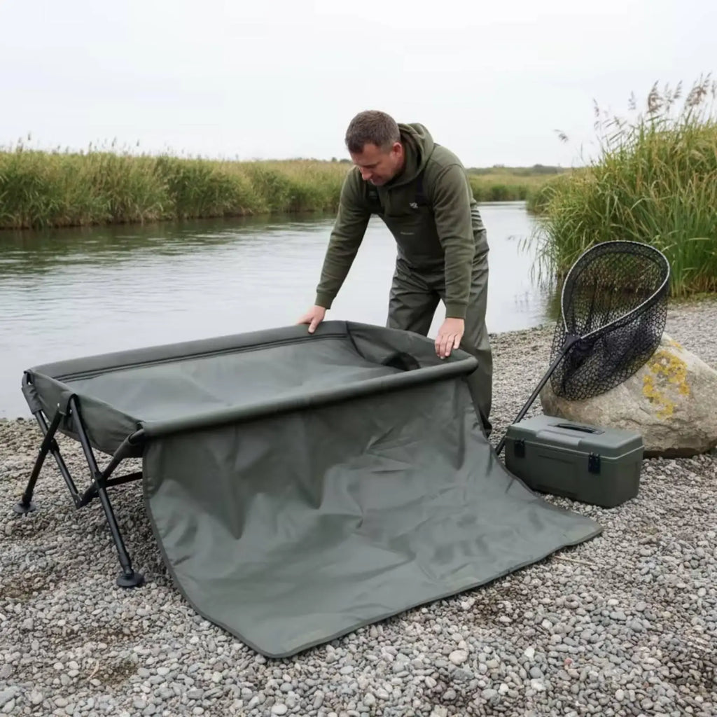 Foldable Carp Fishing Cradle – Waterproof Unhooking Mat Fishing Cradle Mat PLUSH