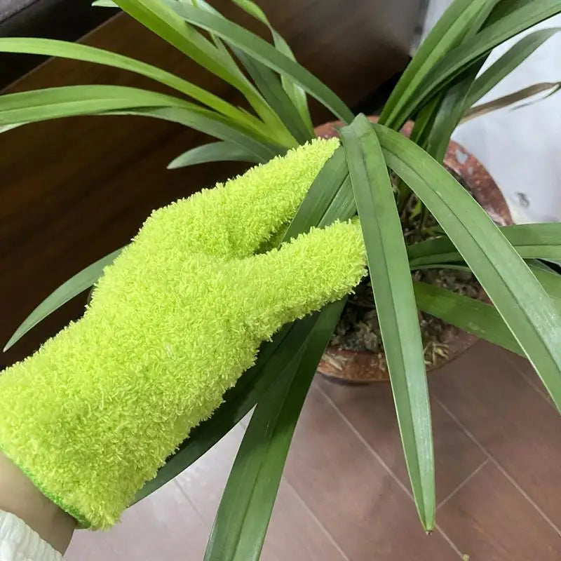 Microfiber Dusting Gloves – Stretchable Lint-Free Cleaning Mitts Microfiber Cleaning Gloves PLUSH