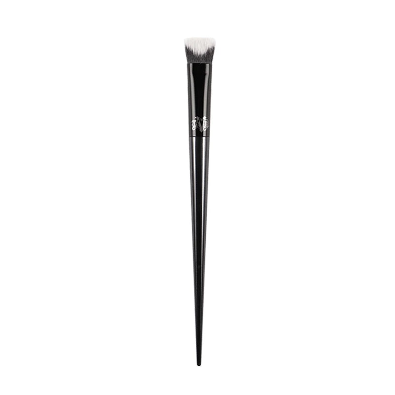 Kat Von D #40 Concealer Brush – Soft Synthetic Fiber Concealer Makeup Brush PLUSH 40 China Mainland