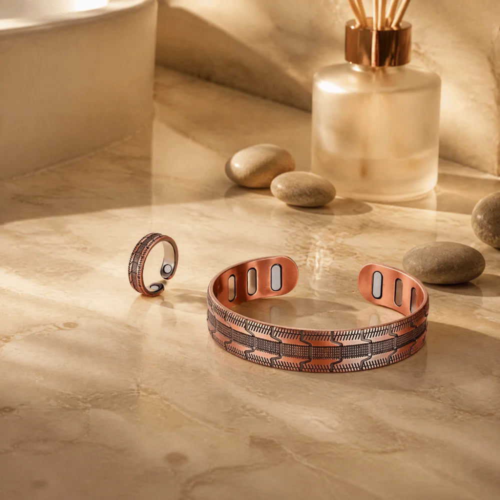 Zinc Alloy Magnetic Cuff Bracelet – Vintage Wheel Unisex Magnetic Cuff Bracelet PLUSH