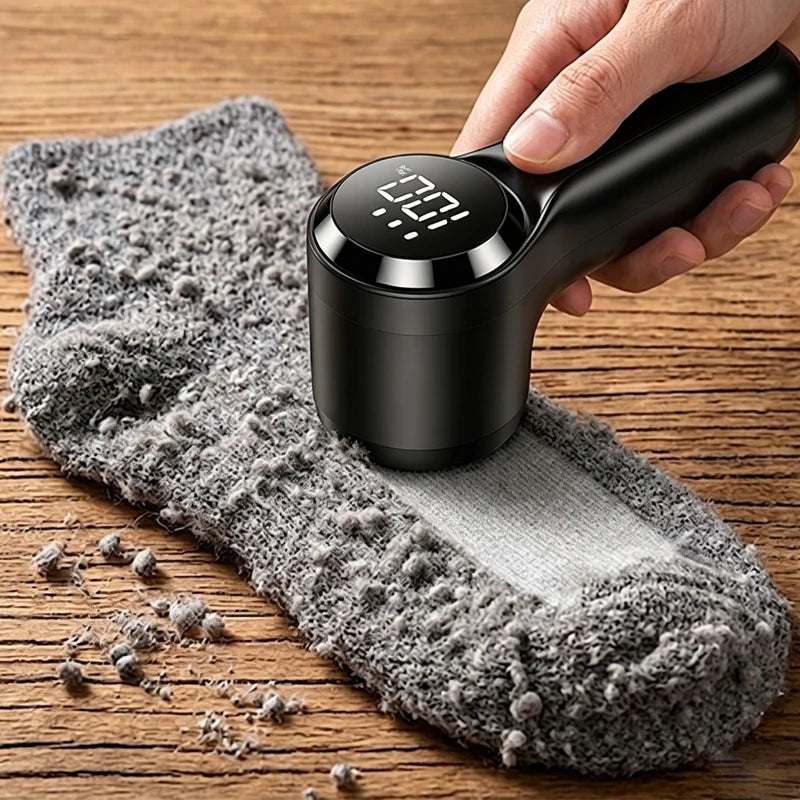 USB Fabric Shaver & Lint Remover with Digital Display Fabric Shaver PLUSH