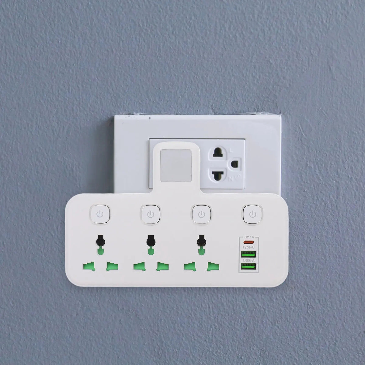 Power Strip USB-C Flat Plug 14 Outlets Travel Charging Station Travel Power Strip PLUSH Default Title