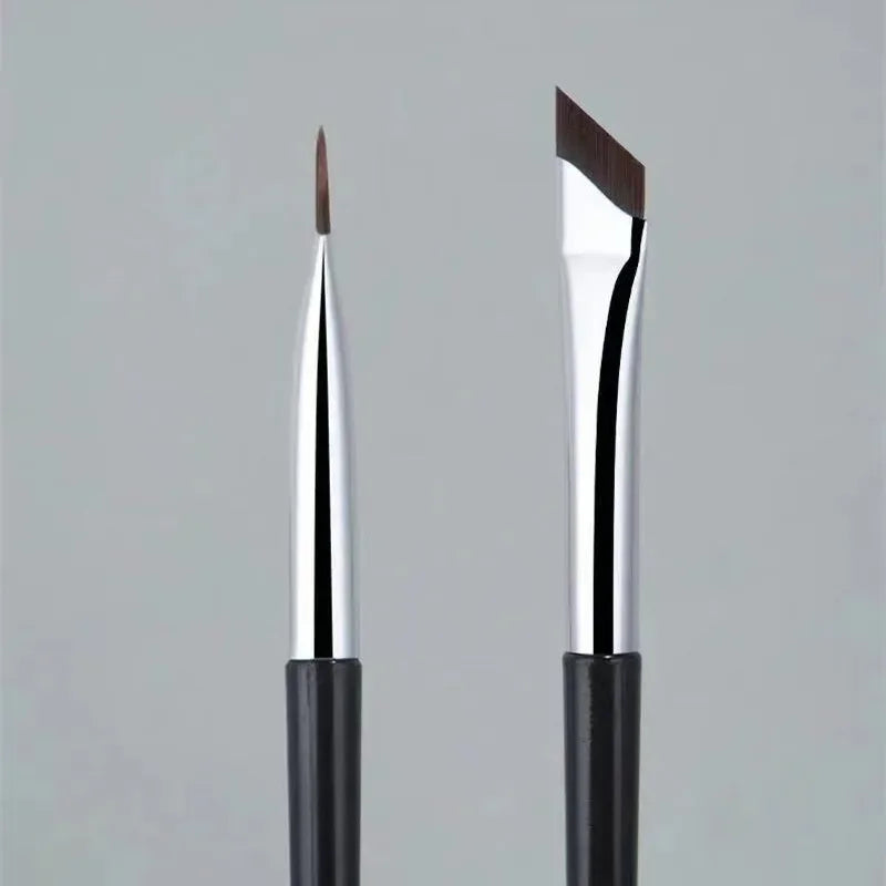 Blade Eyeliner & Eyebrow Brush – Ultra Thin Angle Detail Makeup Detail Brush PLUSH