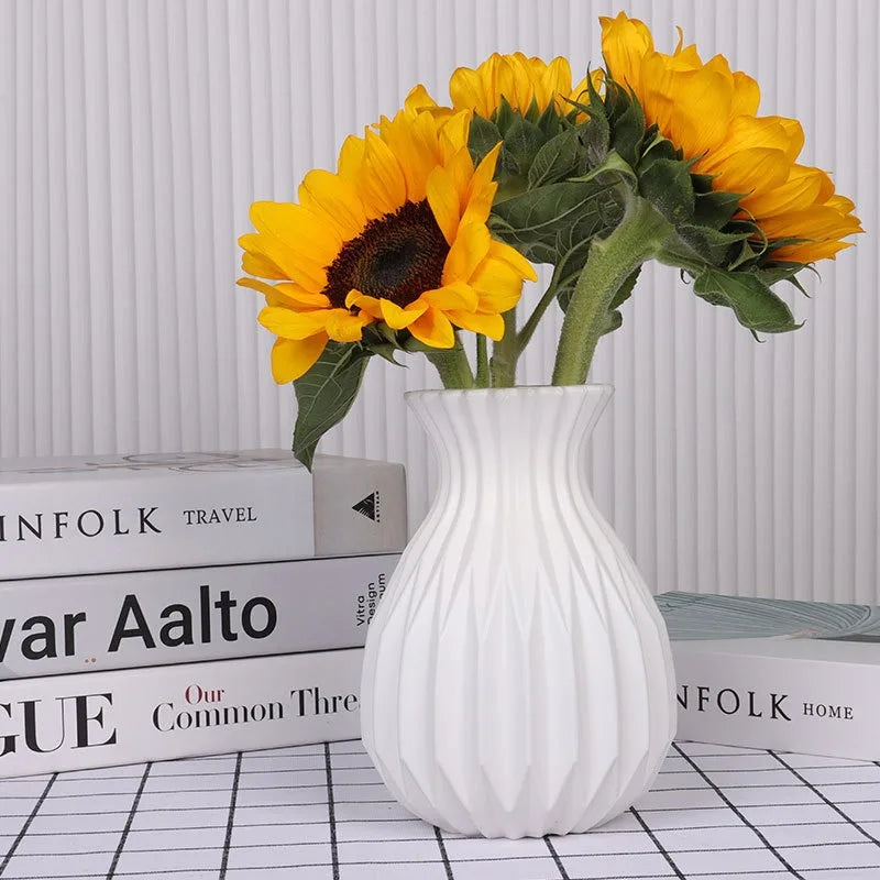 Nordic White Plastic Flower Vase – Modern Home Decor Planter Decorative Vase PLUSH White