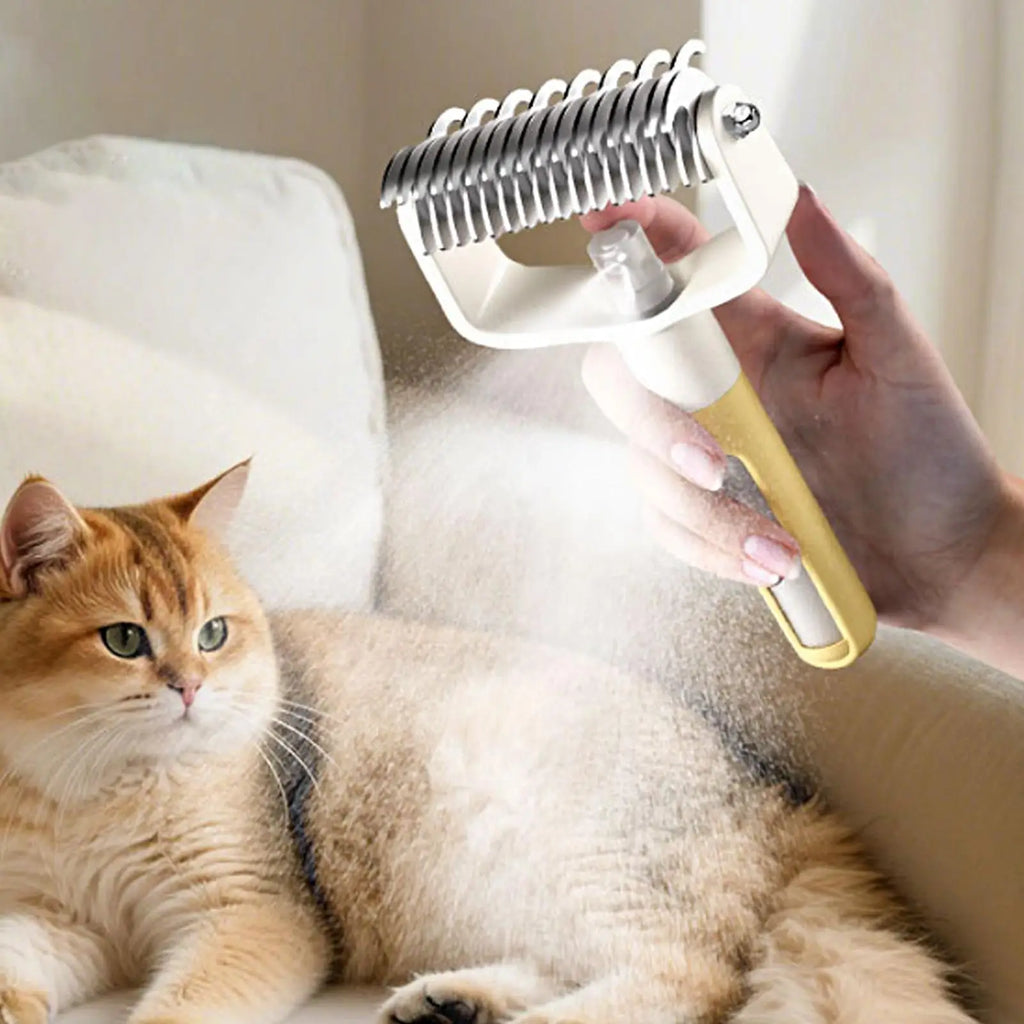Pet Deshedding Brush – Dog & Cat Grooming Comb with Mist Pet Grooming Brush PLUSH