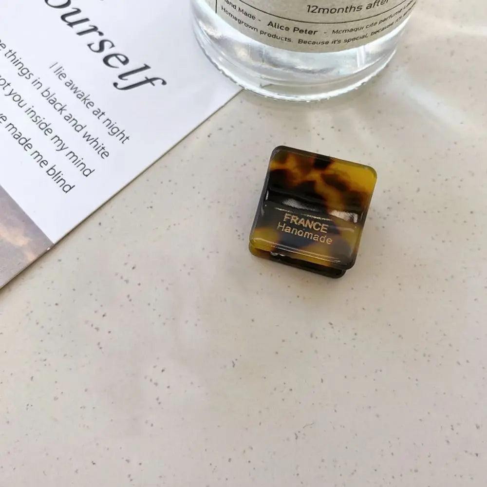 Vintage Y2K Mini Square Acetate Hair Claw Clip Barrette Hair Claw Clip PLUSH D
