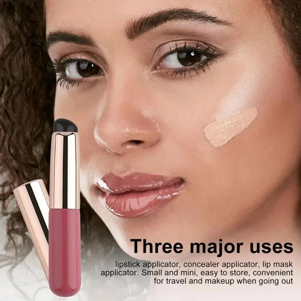 Silicone Lip Brush with Cover Cap – Round Head Makeup Tool Makeup Brush PLUSH