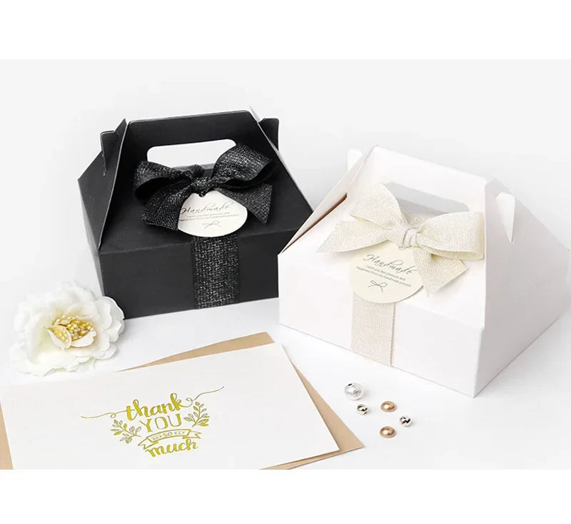 10pcs Large White Gable Gift Boxes with Handles | Party & Baking Gift Boxes PLUSH