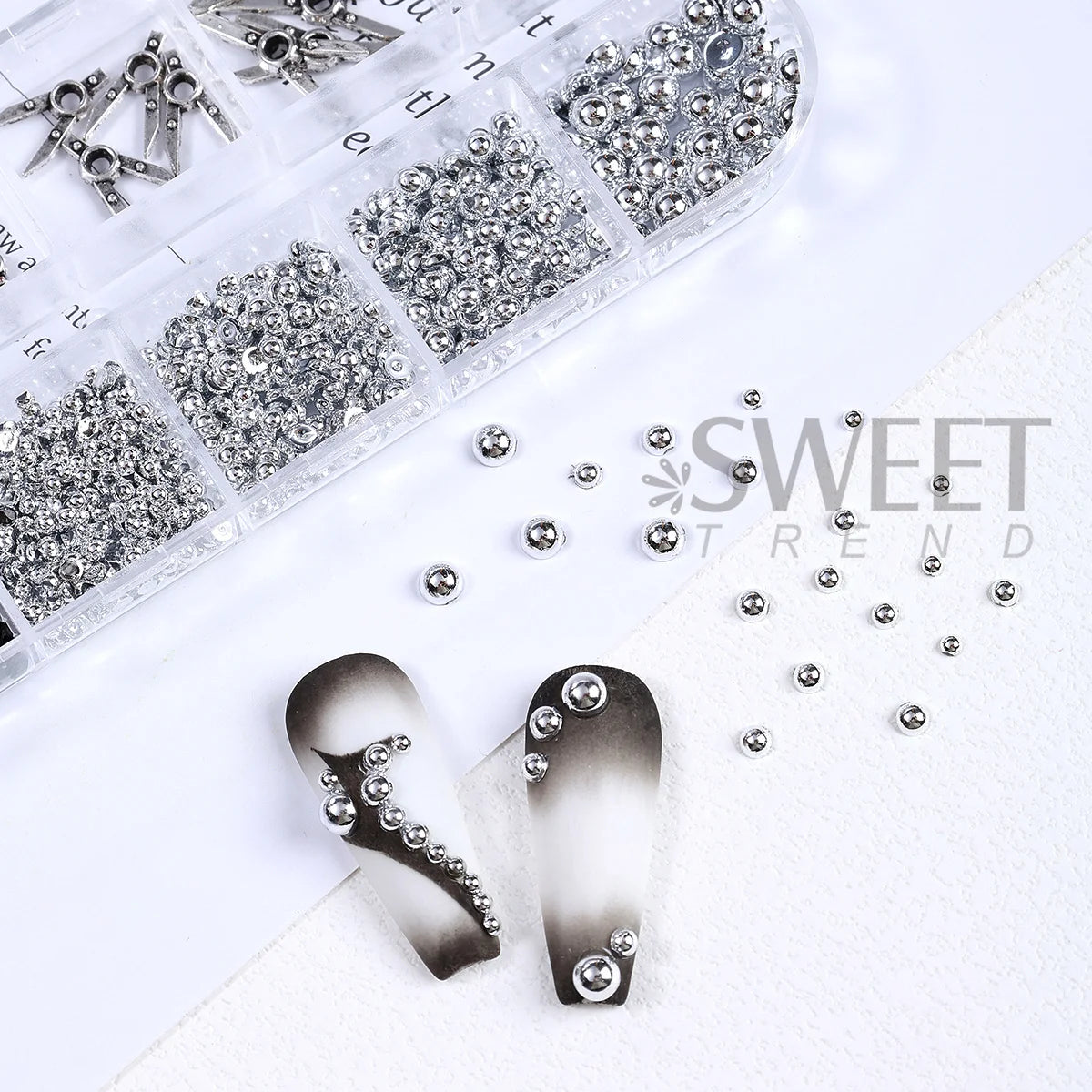 12-Grid Gothic Punk Nail Art Decor – Rhinestone & Rivets Set Nail Art Decoration PLUSH
