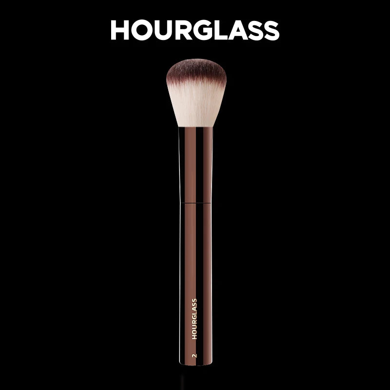 Hourglass No.2 Foundation & Blush Brush – Soft Fiber Face Brush Makeup Brush PLUSH