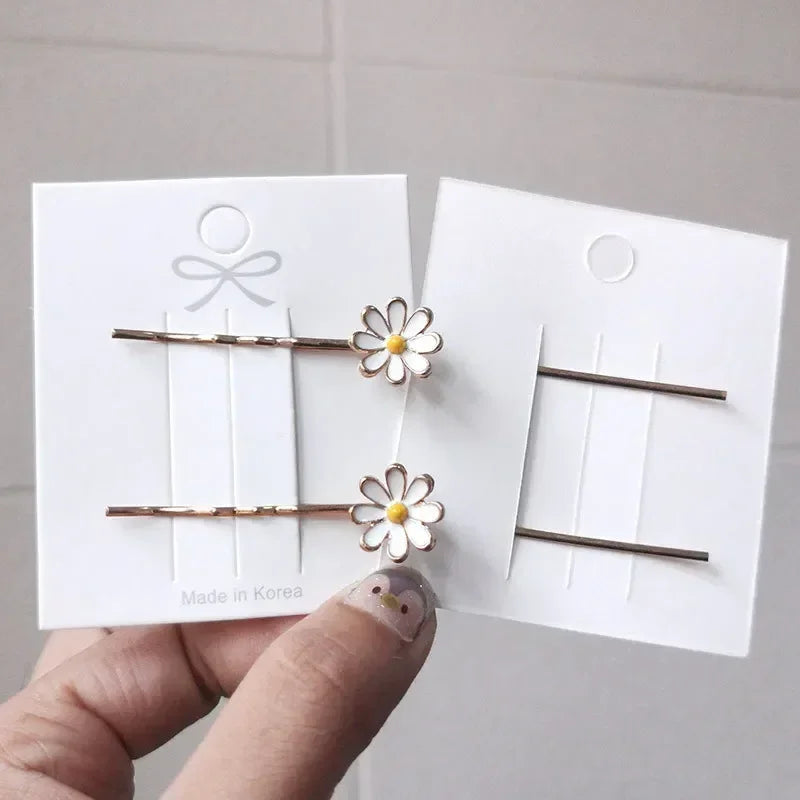 Daisy Flower Hairpins 2pcs – Korean Style Floral Hair Clips Floral Hair Clips PLUSH