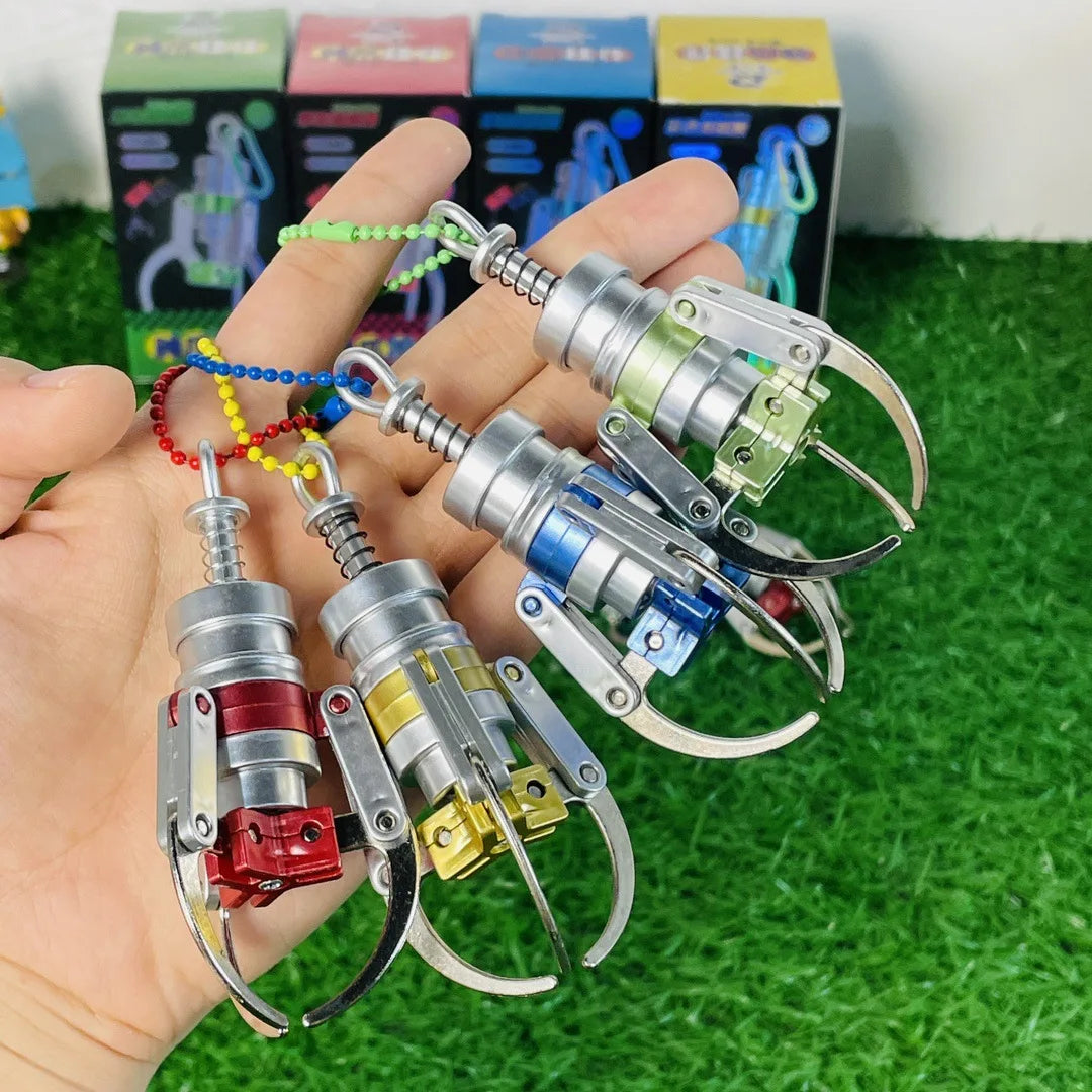 Mini Claw Machine Keychain – Fidget Toy & Backpack Charm Novelty Keychain Toy PLUSH