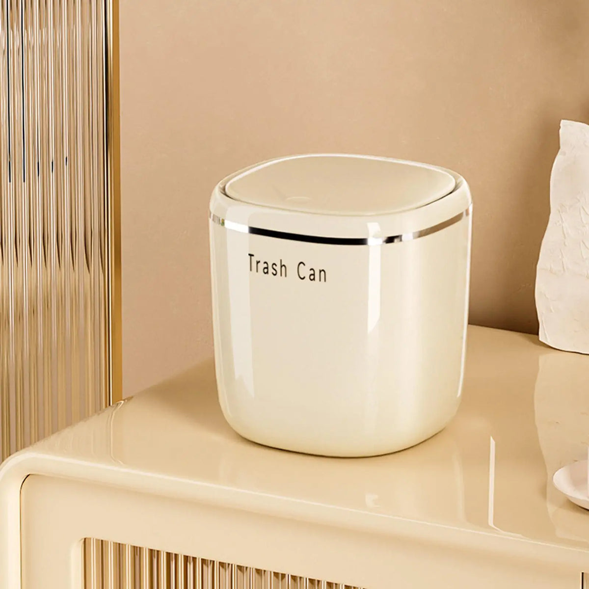 Mini Desk Trash Can with Lid – 2.6L Compact Desktop Bin Desktop Trash Can PLUSH