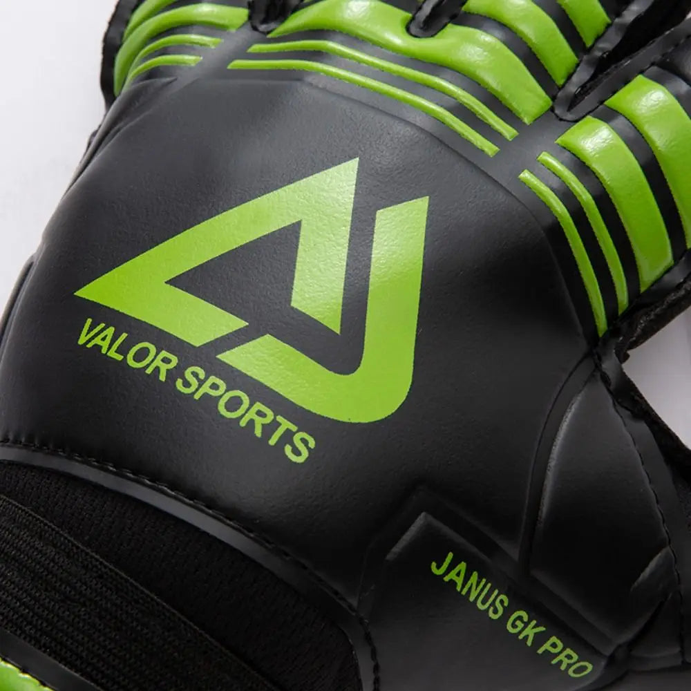 Latex Soccer Goalkeeper Gloves – Non-Slip Finger Protection Goalkeeper Gloves PLUSH