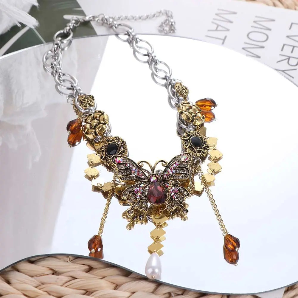 Rhinestone Butterfly Choker Necklace – Vintage Zircon & Pearl Choker Necklace PLUSH
