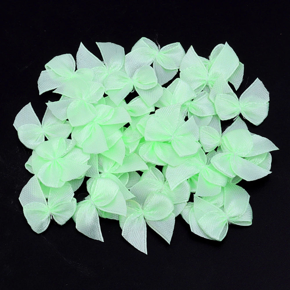 100pcs Mini Swallowtail Bowknots – DIY Jewelry & Hair Accessories DIY Craft Bows PLUSH light green