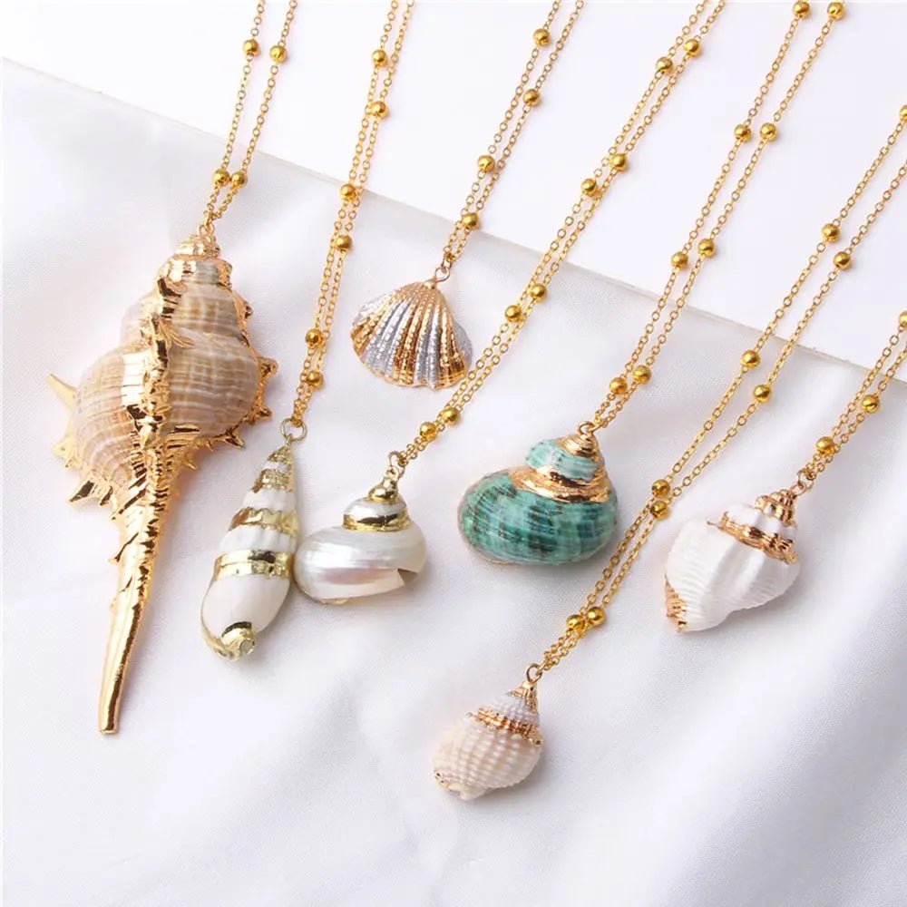 Boho Cowrie Conch Shell Pendant Necklace – Women's Beach Shell Pendant Necklace PLUSH