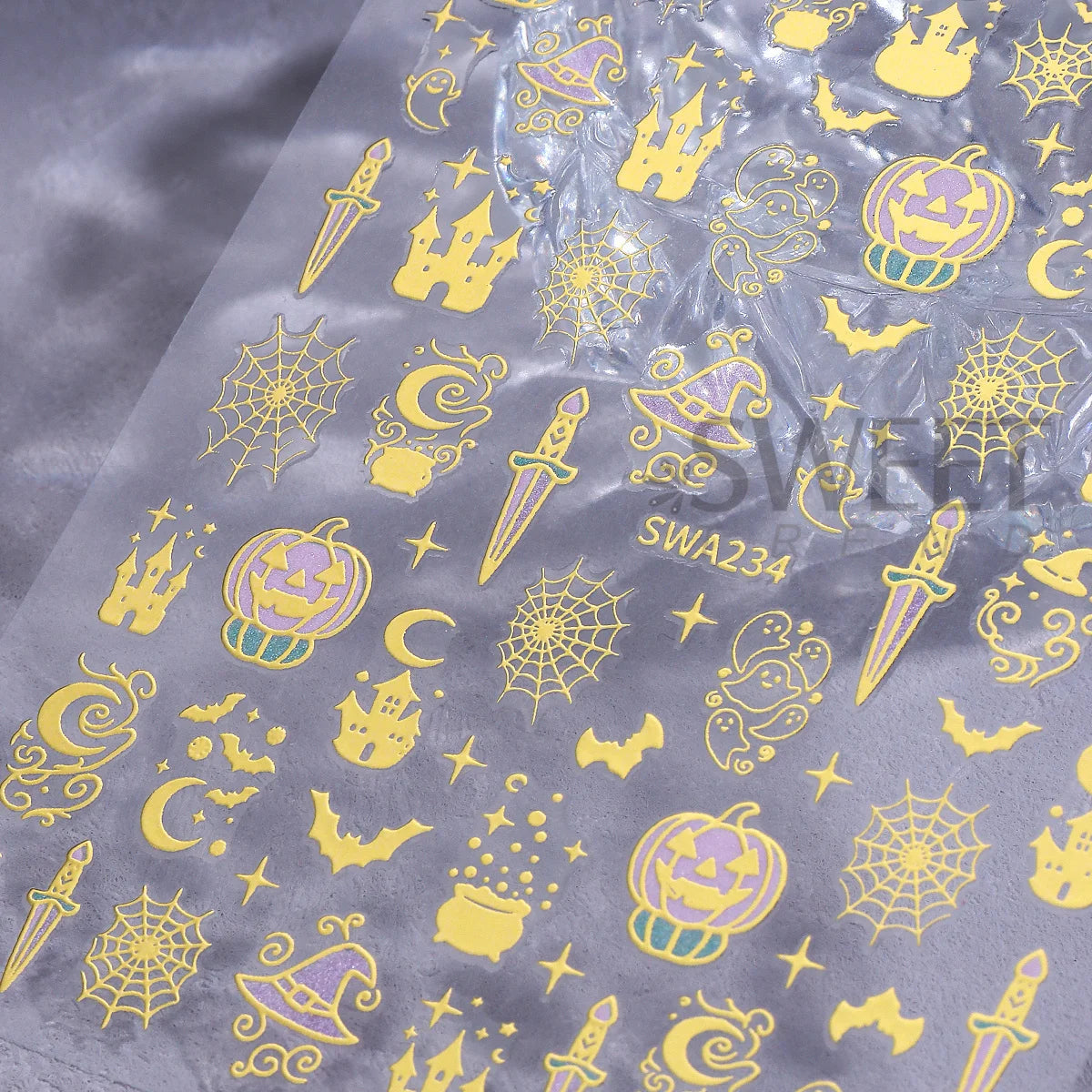 Halloween 3D Bronzing Nail Stickers – Glitter Foil Decals 2pcs Nail Art Stickers PLUSH