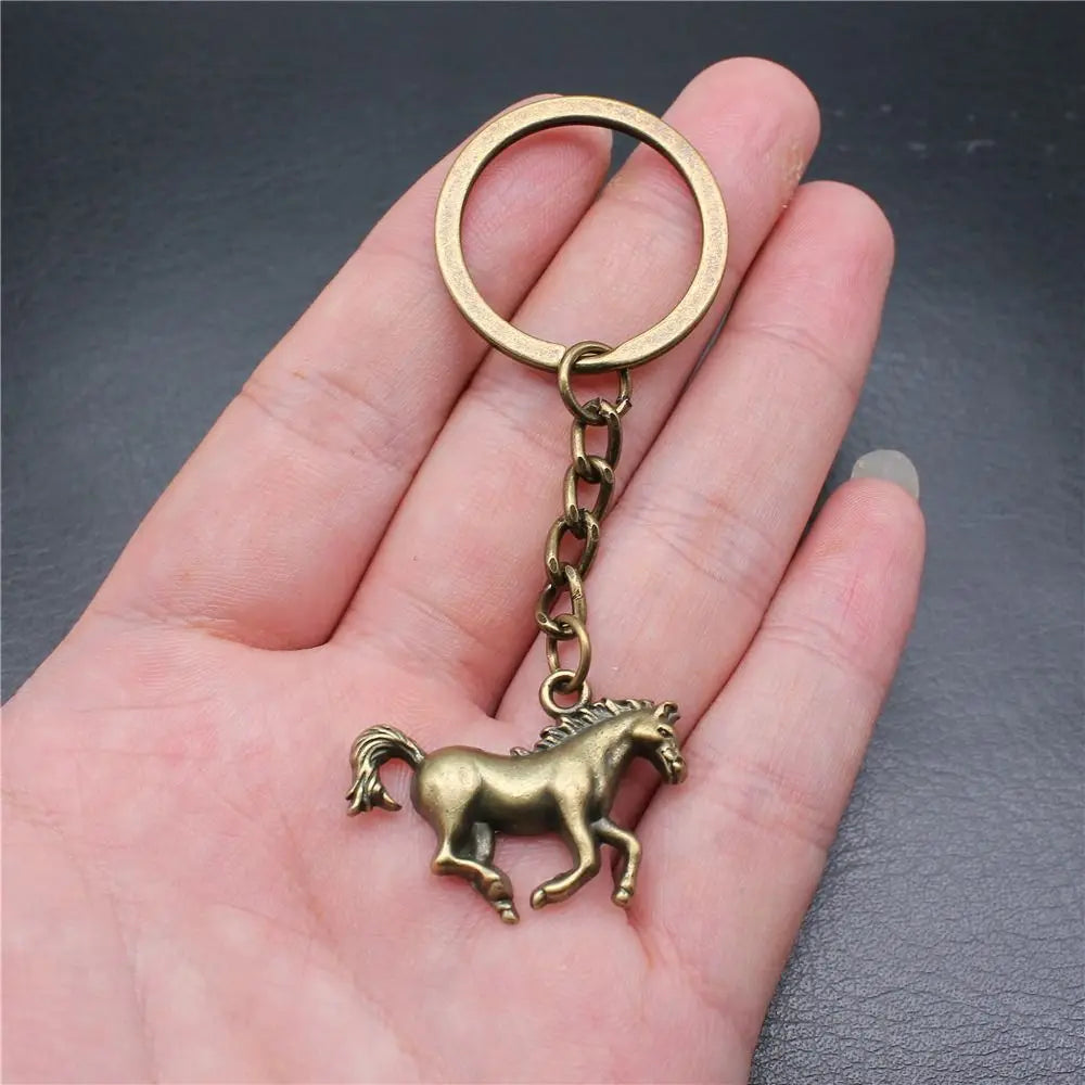 Vintage Running Horse Pendant Keychain – Silver Metal Keyring Metal Keychain PLUSH B
