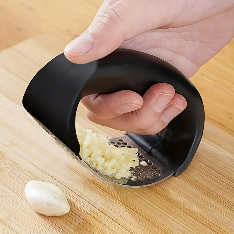Stainless Steel Garlic Press – Manual Mincer & Paste Maker Garlic Press PLUSH