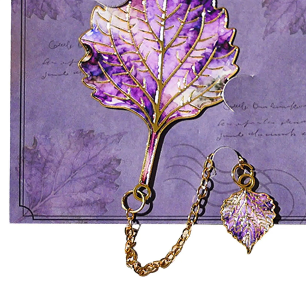 Metal Leaf Bookmark with Chain Pendant – Maple & Clover Metal Bookmark PLUSH