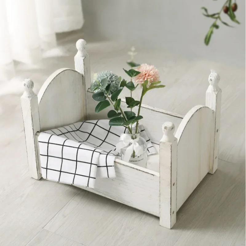 Newborn Wooden Bed Photography Prop – Baby Photo Studio Baby Photography Prop PLUSH