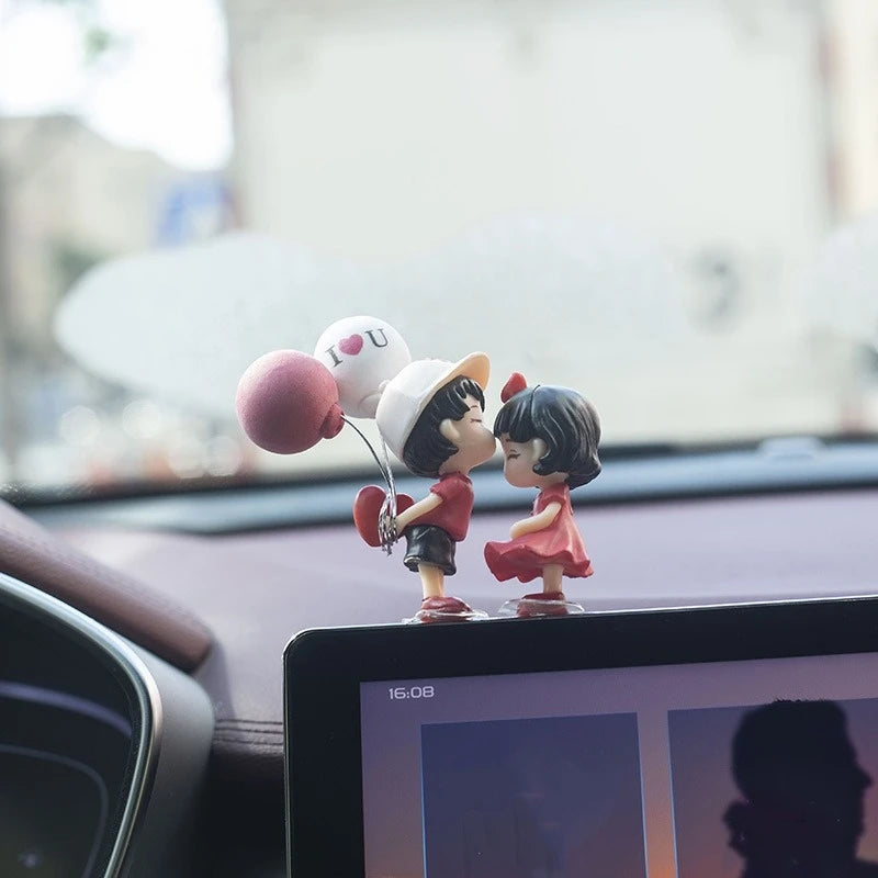 2pcs Couple Kiss Car Dashboard Ornament – Cute Resin Decor Car Dashboard Ornament PLUSH