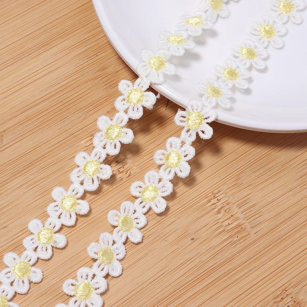 3 Yards Flower Lace Trim 1.5cm Polyester – DIY Craft Decor Lace Trim Ribbon PLUSH yellow 1.5cm