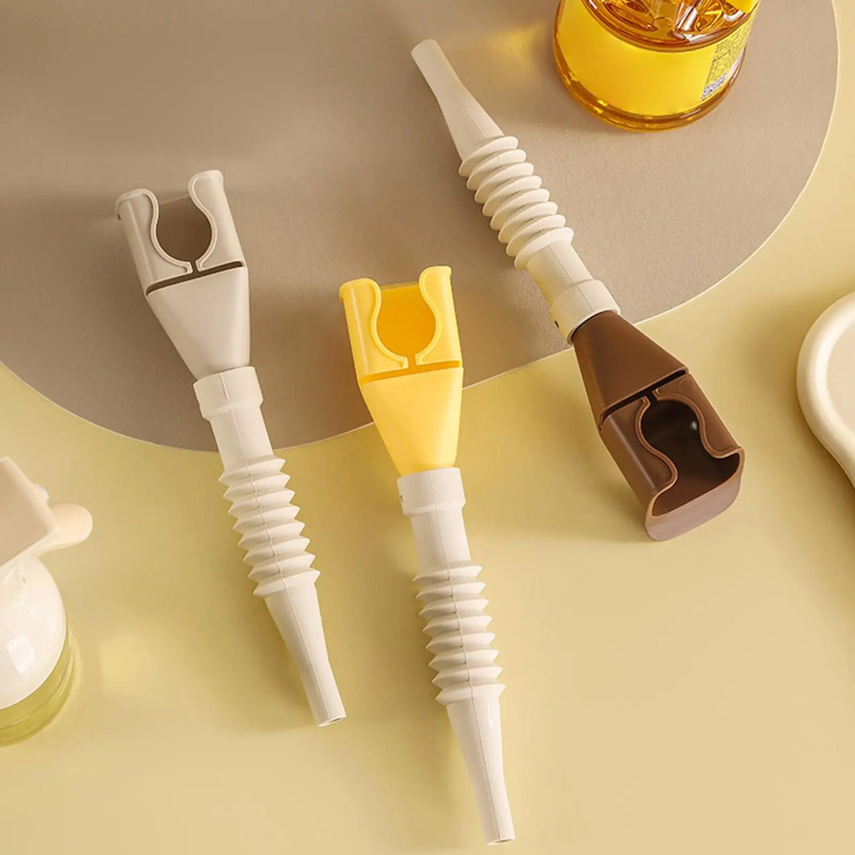 Extendable Spill-Proof Kitchen Funnel for Liquids | PP+Silicone Kitchen Funnel PLUSH