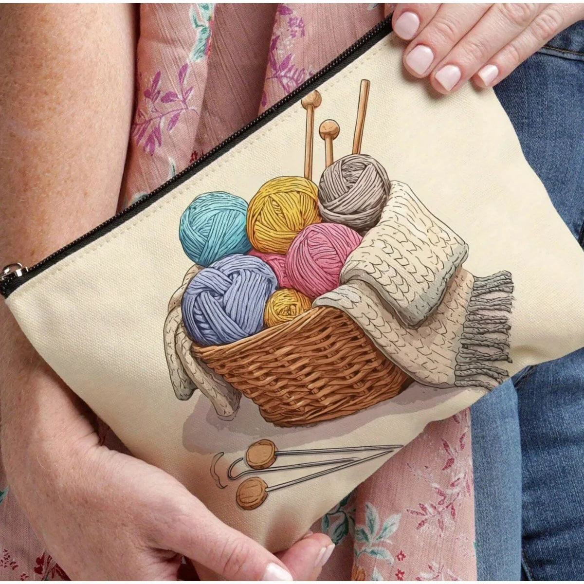 Yarn Ball Makeup Bag – Zipper Pouch & Travel Organizer Makeup Zipper Bag PLUSH