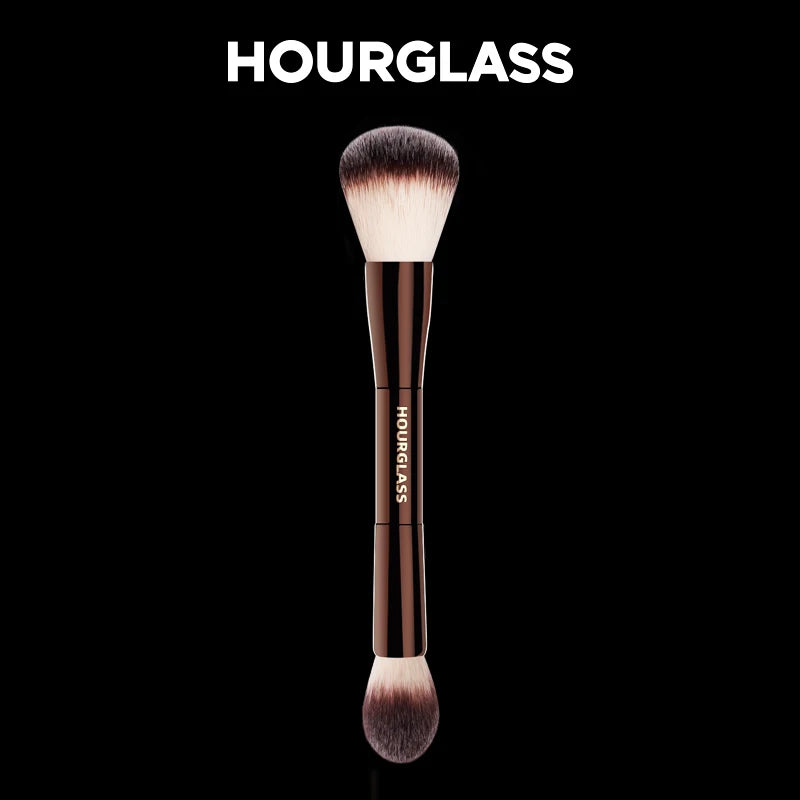 Hourglass No.17 Lighting Edit Dual-Head Highlight Brush Highlight Makeup Brush PLUSH