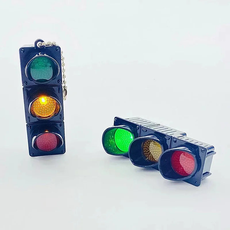 Mini Traffic Light LED Keychain – Cute Backpack Pendant LED Novelty Keychain PLUSH