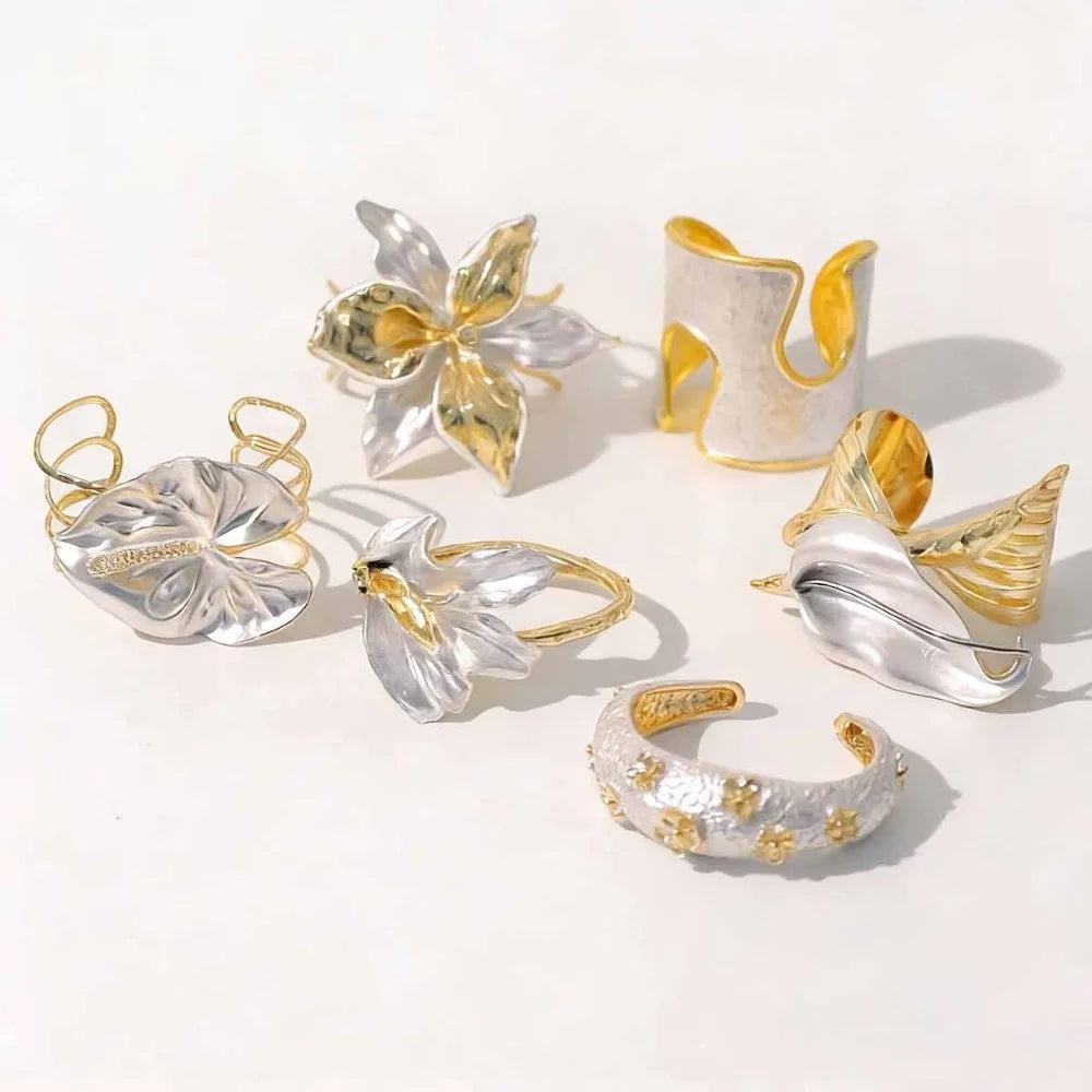 Bohemian 3D Iris Flower Gold Bangle Bracelet – Vintage Style Fashion Bangle Bracelet PLUSH