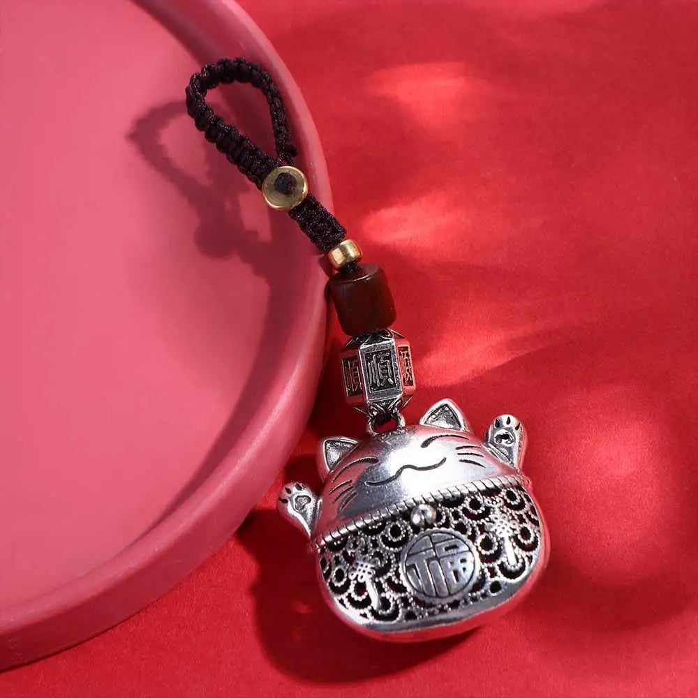 Maneki Neko Lucky Cat Key Chain – Chinese Style Charm Pendant Charm Key Chain PLUSH