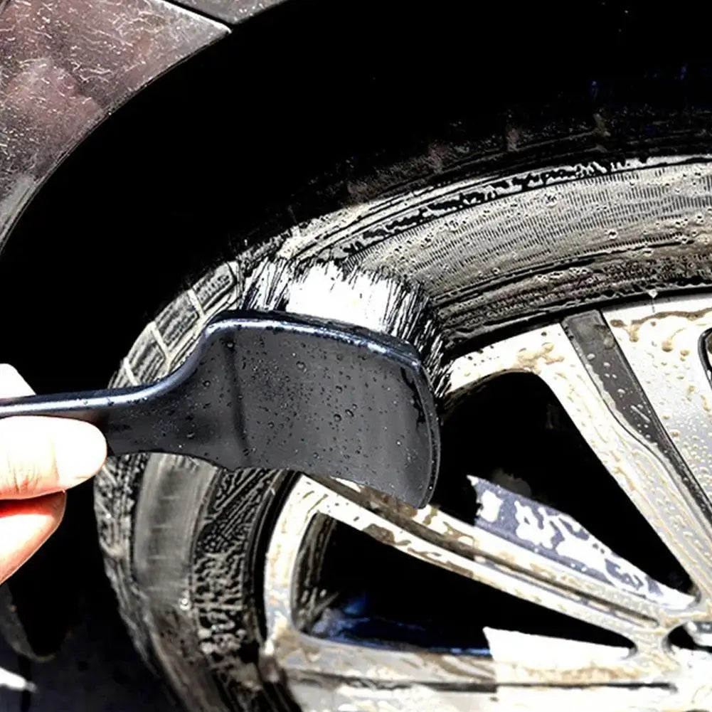 Car Wheel & Tire Cleaning Brush – Dense Bristles, Short Handle Wheel Cleaning Brush PLUSH