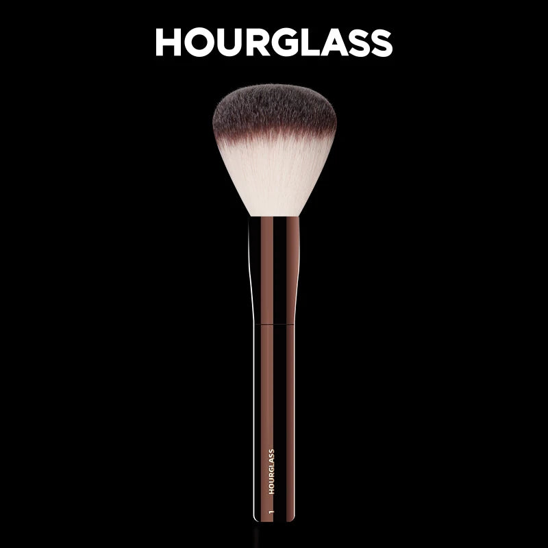 Hourglass No.1 Round Powder Brush – Soft Fiber Face Brush Powder Makeup Brush PLUSH