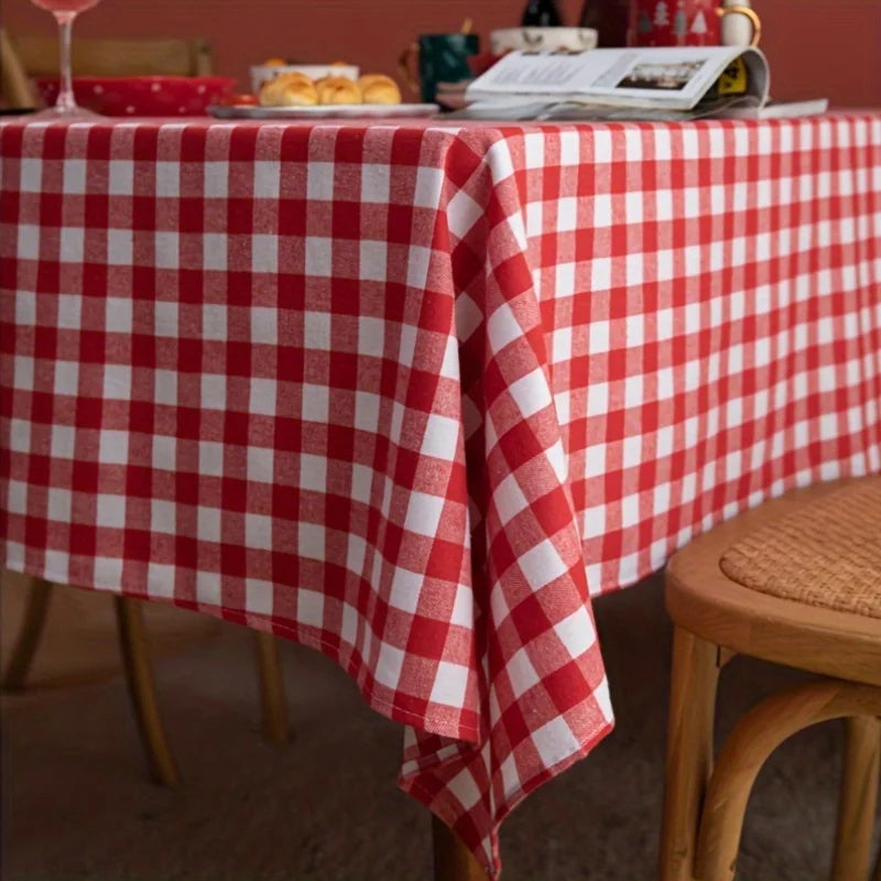 Christmas Red & White Plaid Tablecloth – Polyester Blend Holiday Tablecloth PLUSH