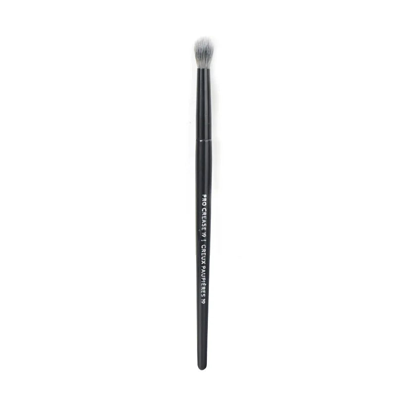 SEP Black Series Pro Makeup Brush – Powder, Foundation & Eye Makeup Brush PLUSH 19 Smudger Brush