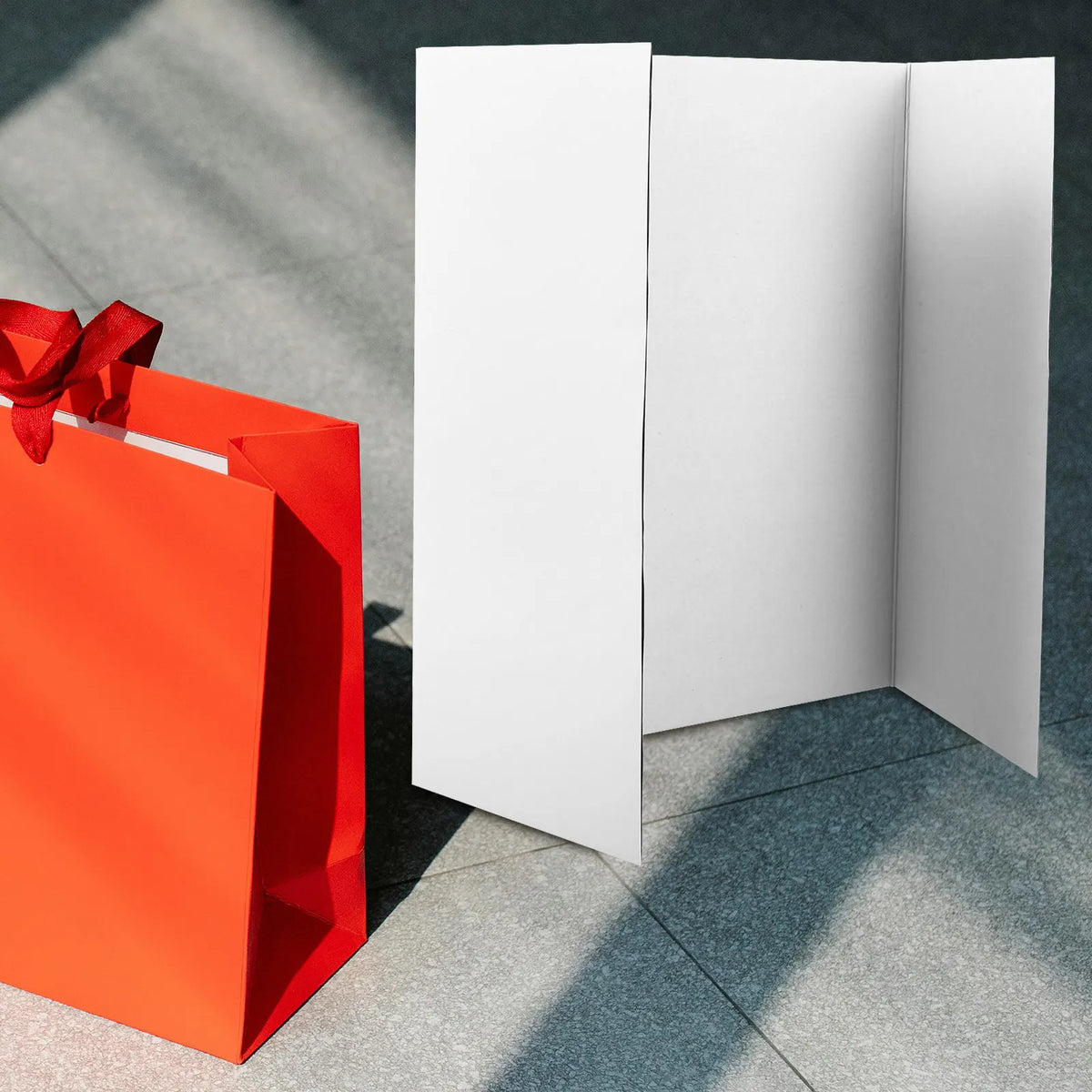 White Trifold Presentation Board + Double-Sided Tape – 3pk Trifold Display Board PLUSH