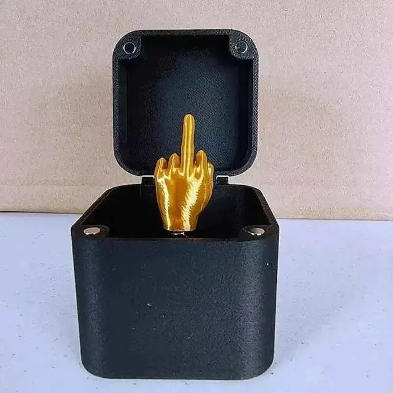 Pop-Up Prank Gift Box – Funny Novelty Surprise Desk Decor Novelty Prank Gift Box PLUSH 1Pcs