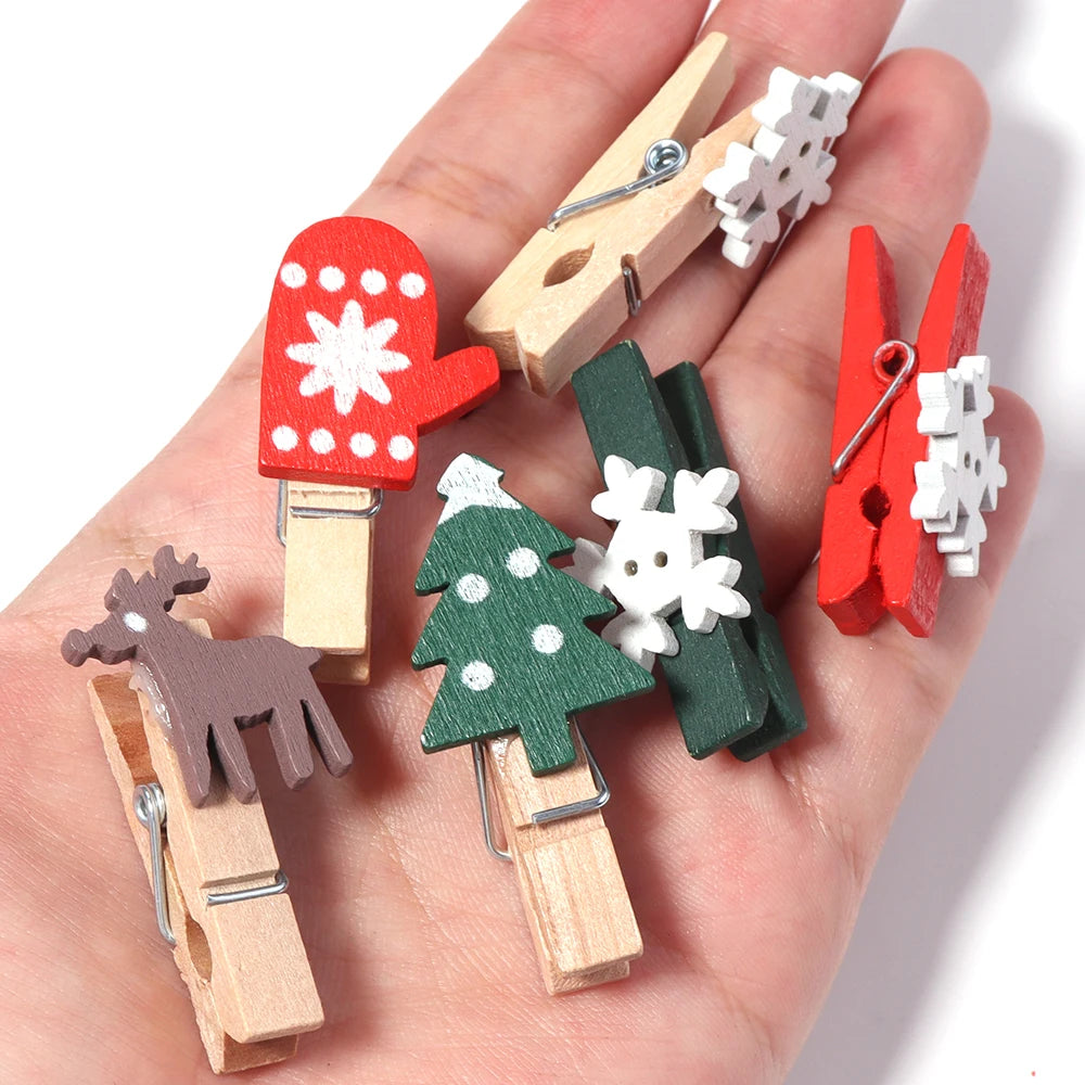 20pcs Christmas Wooden Mini Clips – Xmas Tree Snowflake Reindeer Holiday Wood Clips PLUSH