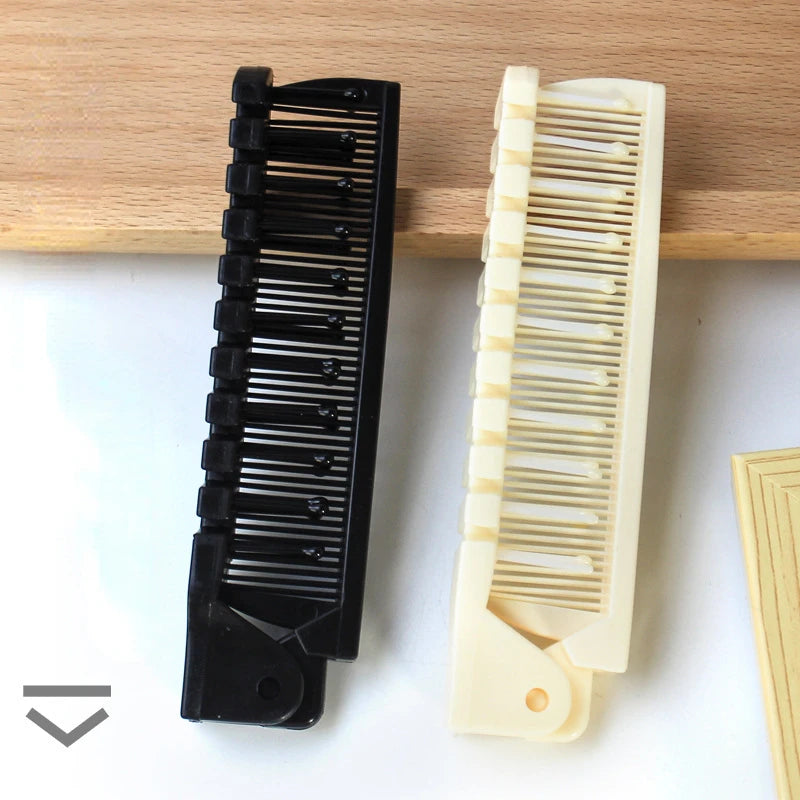 Folding Pocket Beard Comb – Double-Sided Fine & Wide Teeth Beard Pocket Comb PLUSH