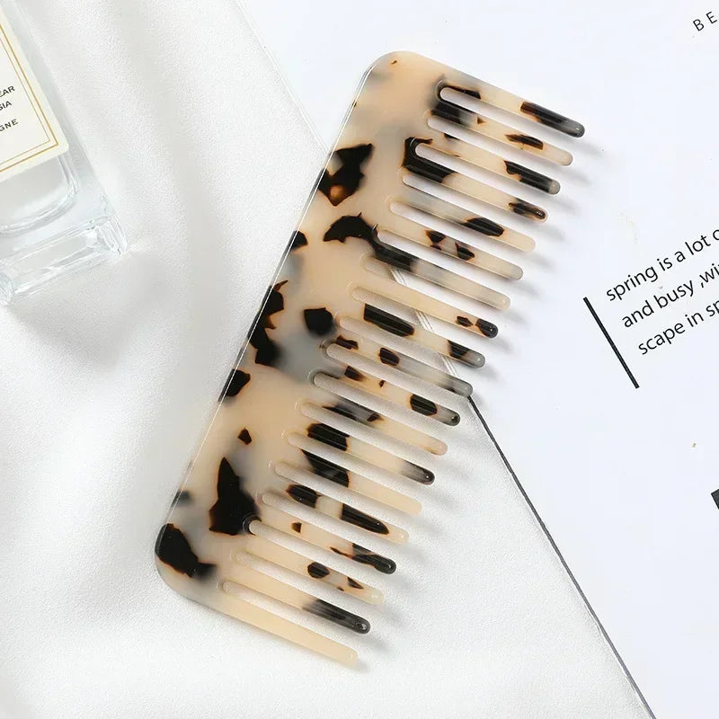 Wide Tooth Acetate Hair Comb – Anti-Static Styling Massage Hair Styling Comb PLUSH Beige