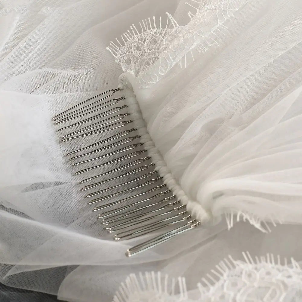 Long Lace Bridal Veil with Comb – Vintage Tulle Wedding Veil Bridal Veil PLUSH