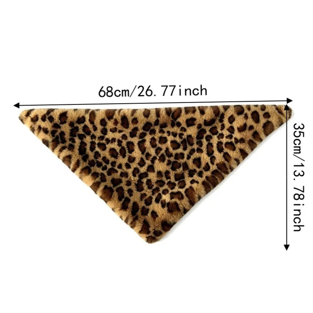 Women's Plush Faux Fur Triangle Scarf – Leopard Print Neck Warmer Plush Triangle Scarf PLUSH