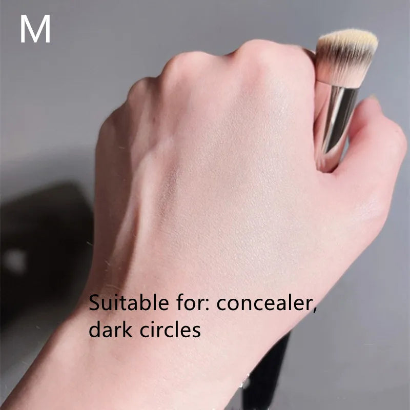 Angled Foundation & Concealer Brush – Synthetic Contour Tool Makeup Brush PLUSH
