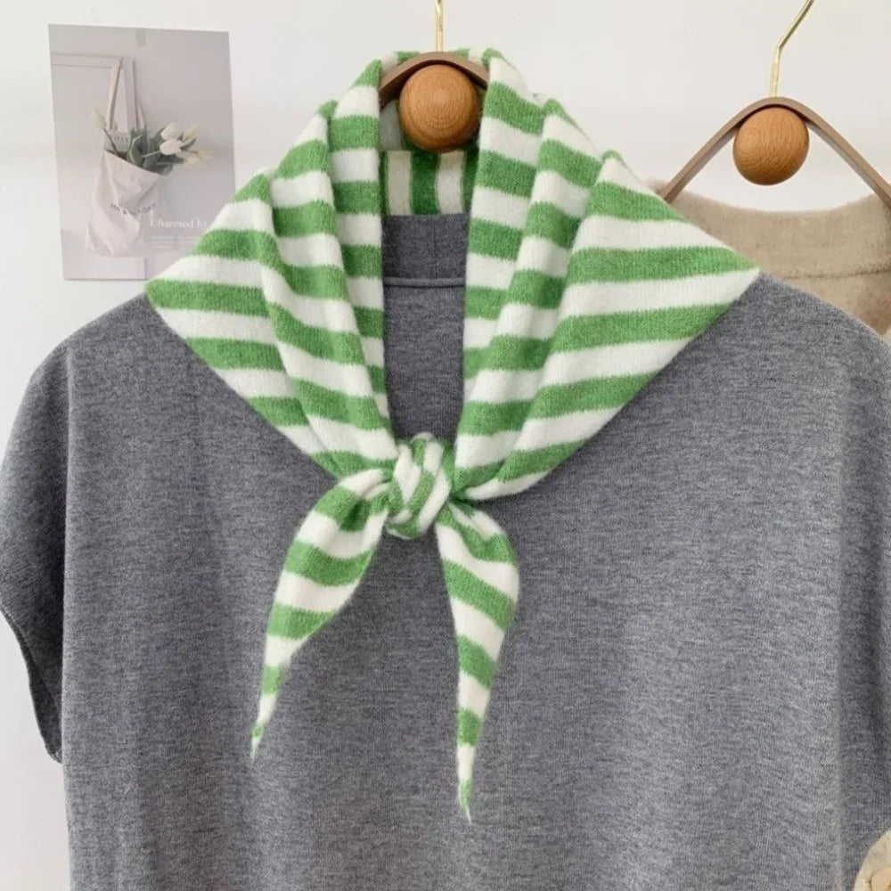 Women's Knitted Triangle Scarf False Collar Warm Shawl Knitted Scarf Shawl PLUSH Green White