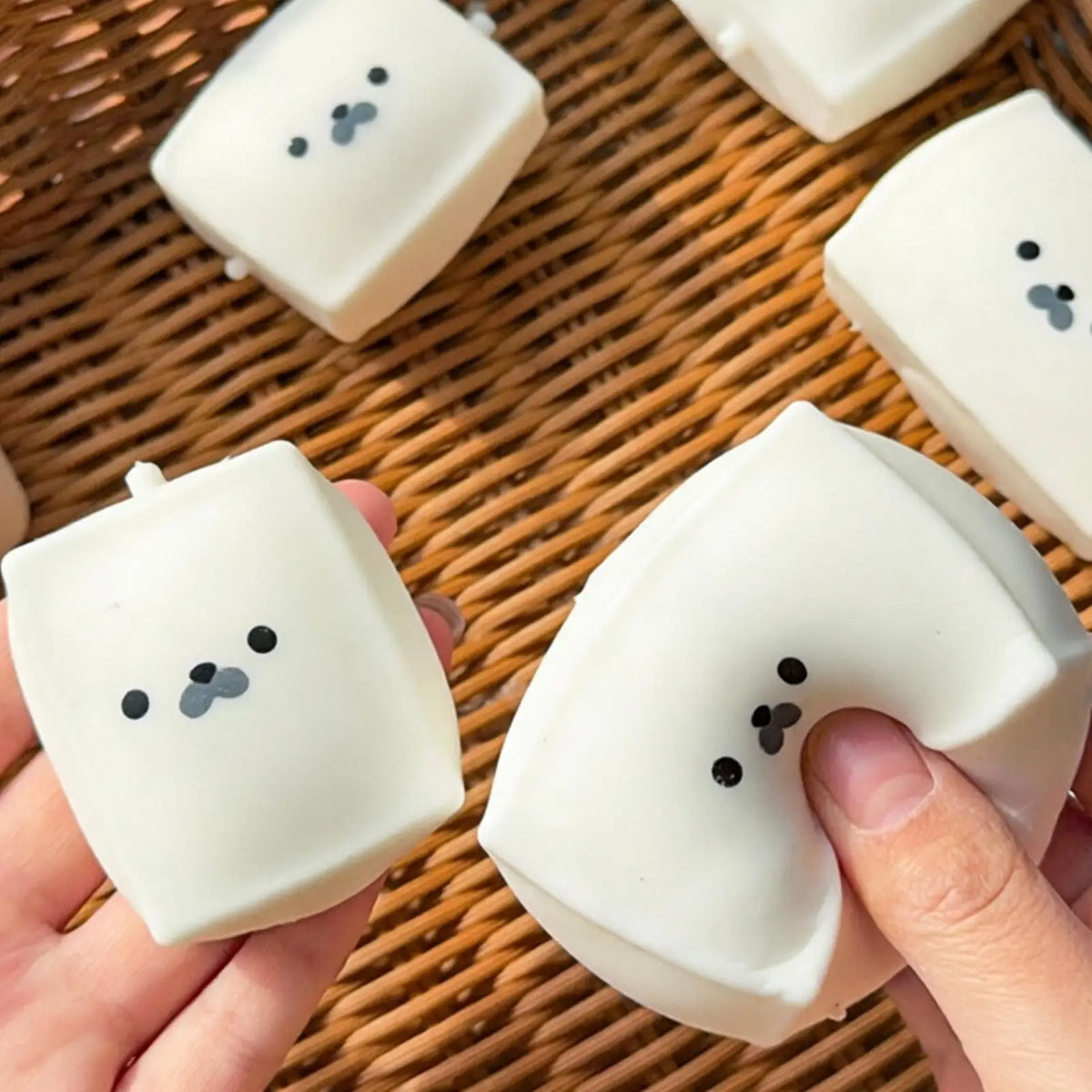 White Seal Mochi Slow Rising Squeeze Fidget Toy – Desk Decor Fidget Squeeze Toy PLUSH