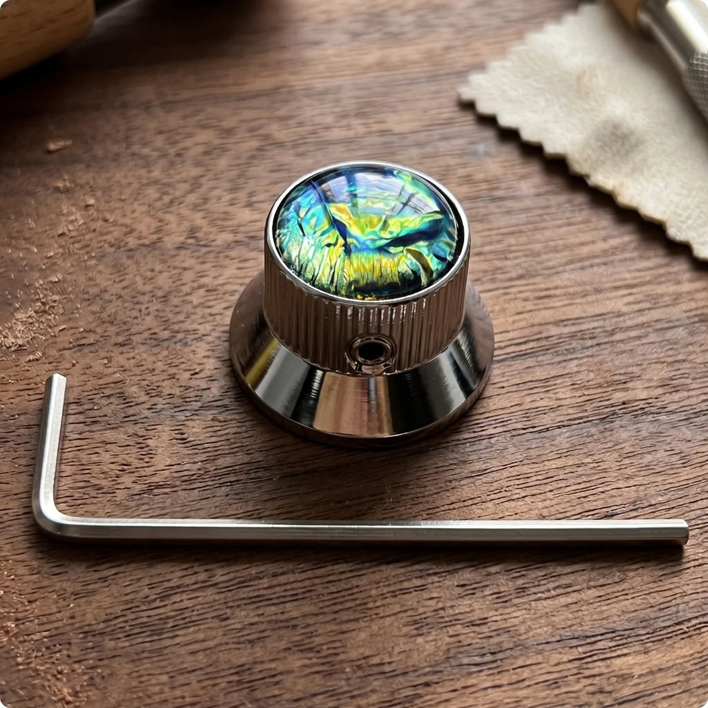 Zinc Alloy Guitar Knob with Wrench – Ribbed Volume Tone Cap Guitar Control Knob PLUSH Silver