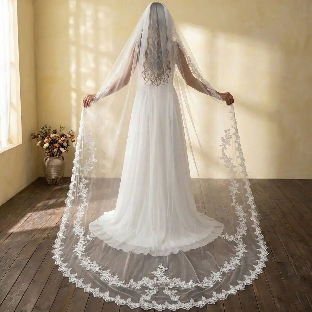 Long Lace Bridal Veil with Comb – Vintage Tulle Wedding Veil Bridal Veil PLUSH